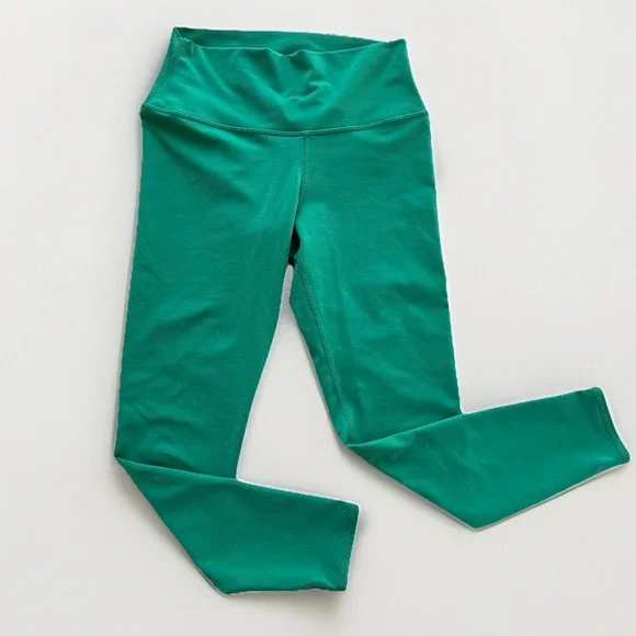 Alo Yoga High-Waist Airlift Legging in Lettuce Green Size M - Picture 2 of 8